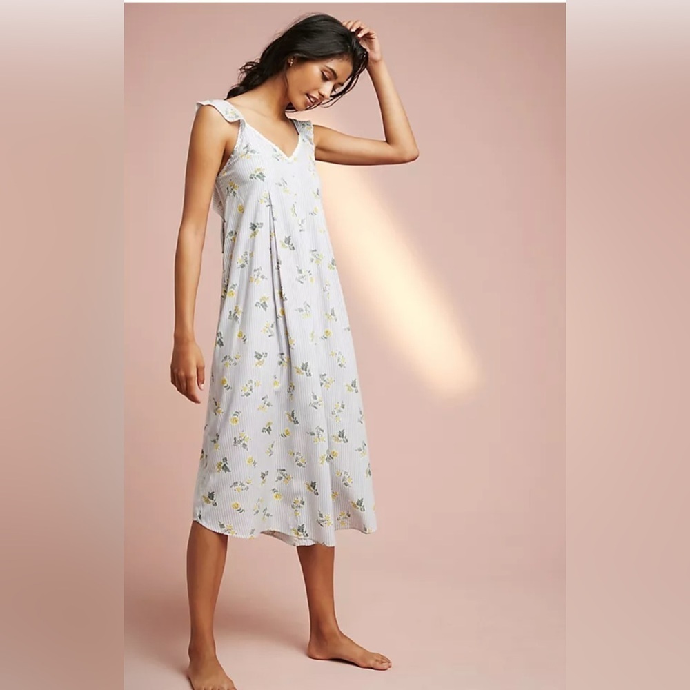 Anthropologie Floreat Ruffled Floral jumpsuit Size Medium